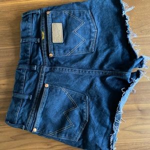 Wrangler Cut-Off Shorts